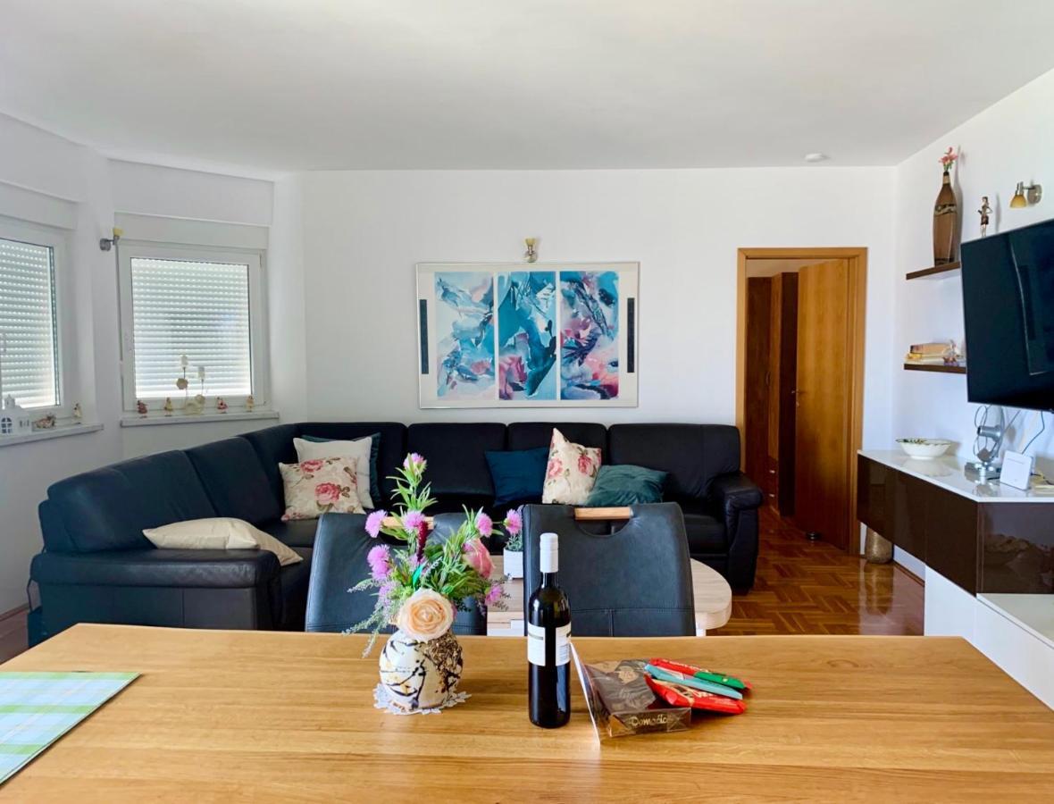 Apartment Mandarina 두기라트 외부 사진